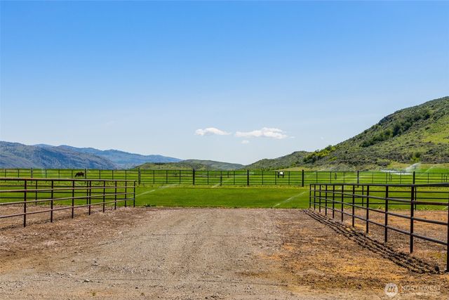 2034 Pine Creek Road, Tonasket, WA 98855