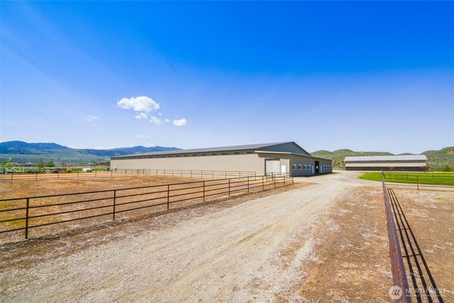2034 Pine Creek Road, Tonasket, WA 98855