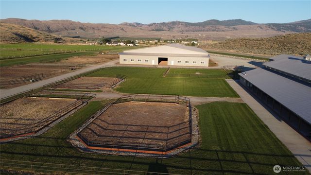 2034 Pine Creek Road, Tonasket, WA 98855