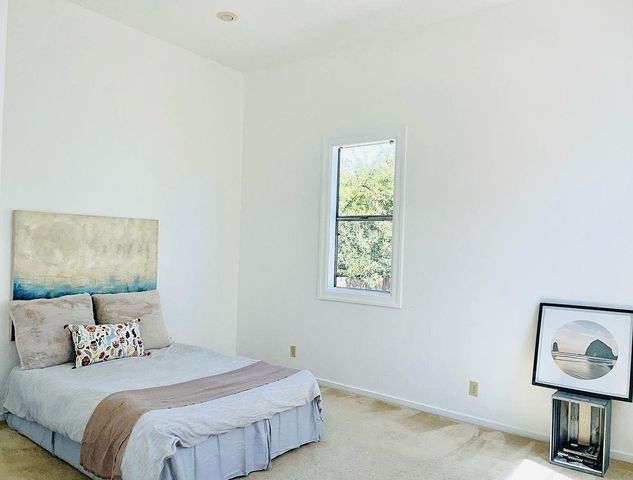 1432 Union ST Upper, Oakland, CA 94607