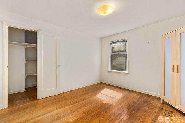9525 7th Avenue NW, Seattle, WA 98117