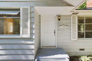 9525 7th Avenue NW, Seattle, WA 98117