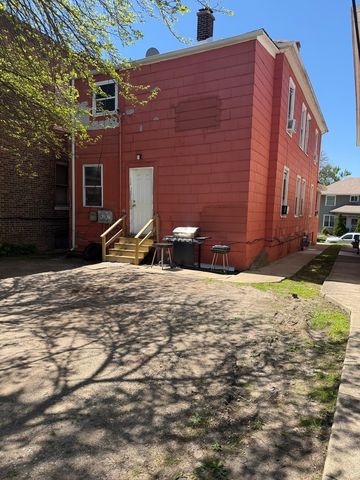 1207 Emerald Avenue, Chicago Heights, IL 60411