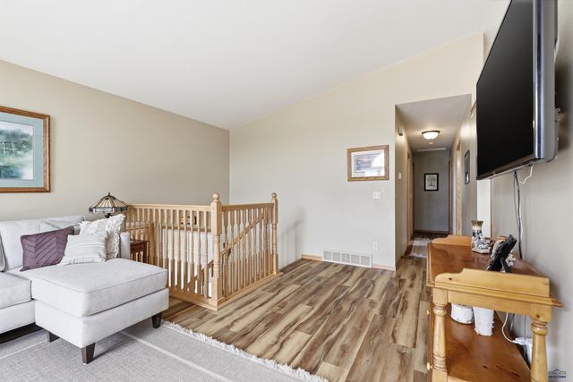4170 WISCONSIN AVE, Rapid City, SD 57701