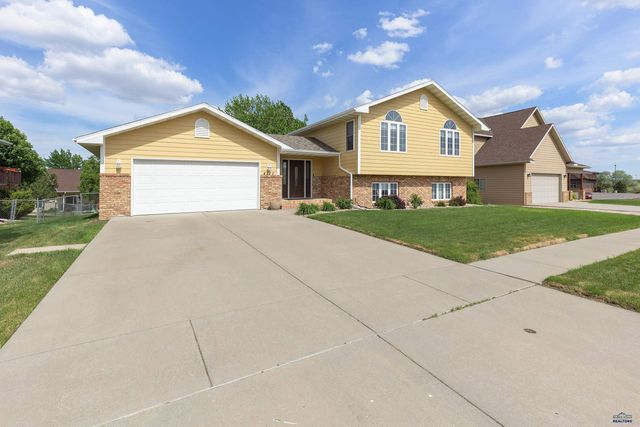 4170 WISCONSIN AVE, Rapid City, SD 57701