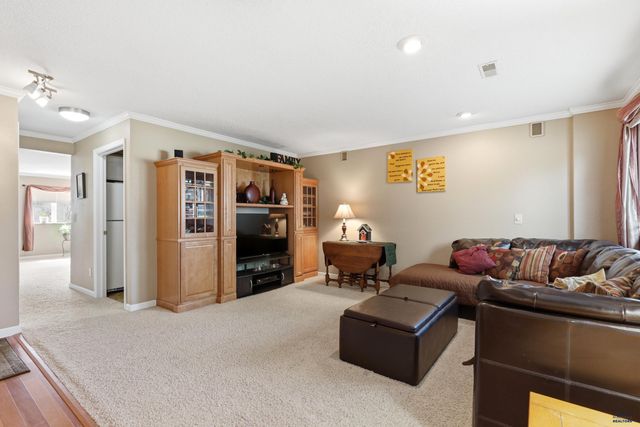 4170 WISCONSIN AVE, Rapid City, SD 57701