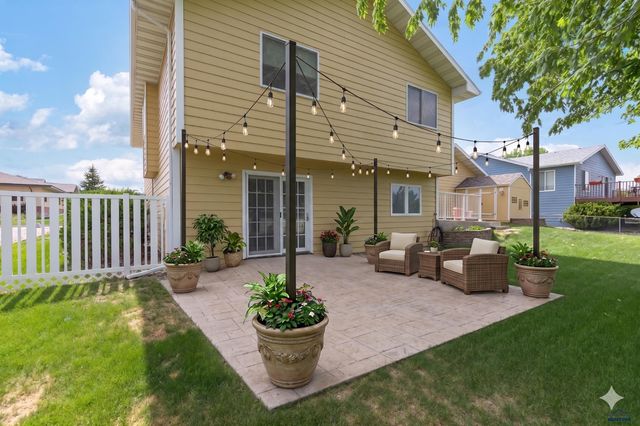 4170 WISCONSIN AVE, Rapid City, SD 57701