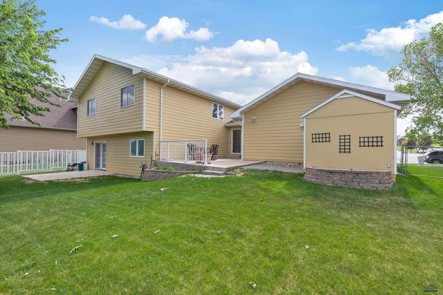 4170 WISCONSIN AVE, Rapid City, SD 57701