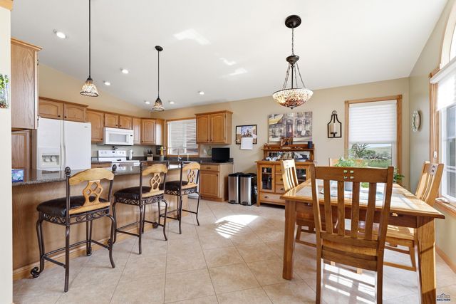 4170 WISCONSIN AVE, Rapid City, SD 57701