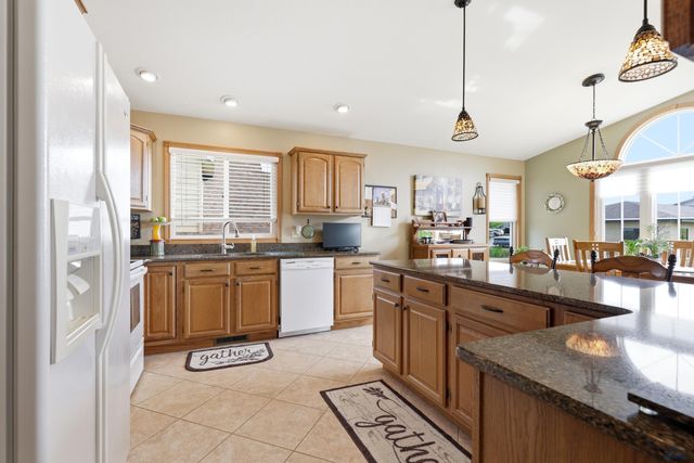 4170 WISCONSIN AVE, Rapid City, SD 57701