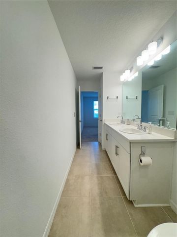 8528 DAYBREAK STREET, Sarasota, FL 34241