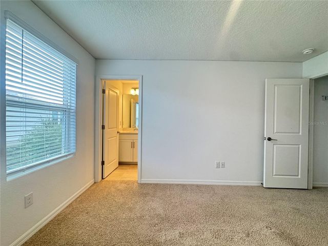 8528 DAYBREAK STREET, Sarasota, FL 34241