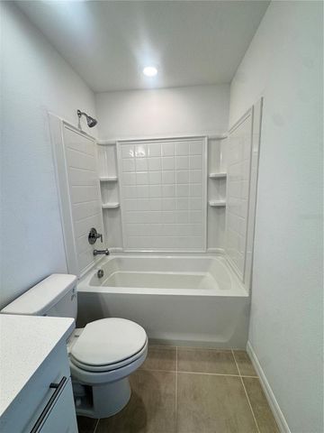 8528 DAYBREAK STREET, Sarasota, FL 34241