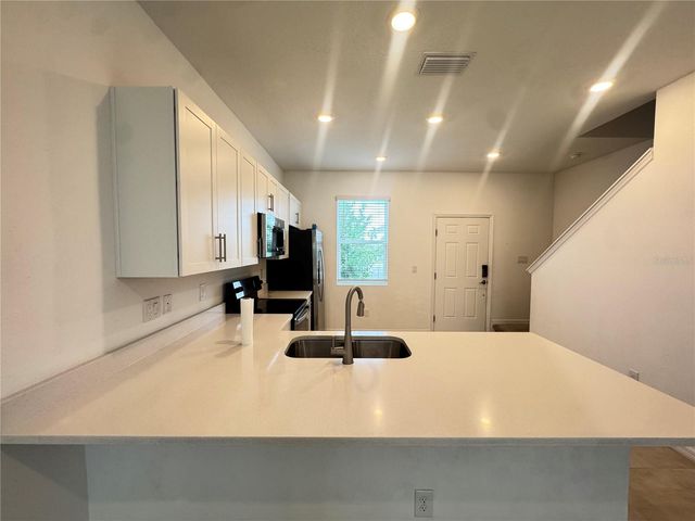8528 DAYBREAK STREET, Sarasota, FL 34241