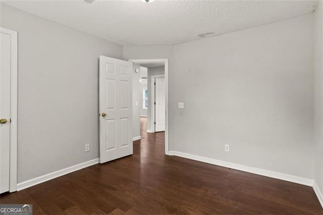 3100 Oak Grove Road, Loganville, GA 30052