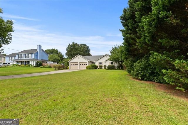 3100 Oak Grove Road, Loganville, GA 30052