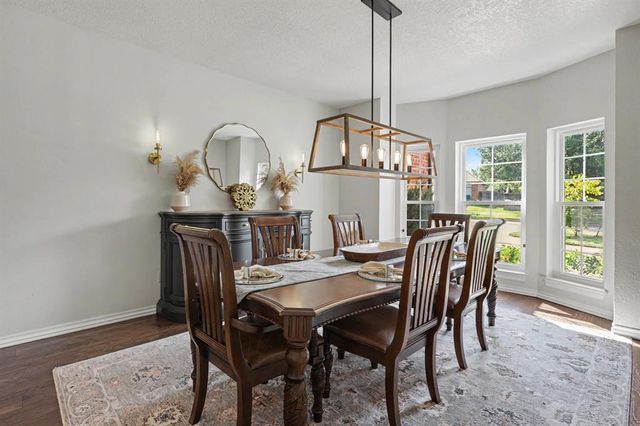 11212 Cedar Ridge Road, Oklahoma City, OK 73162