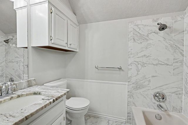 11212 Cedar Ridge Road, Oklahoma City, OK 73162