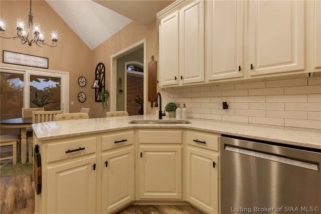6719 Heritage Lane, Charlestown, IN 47111