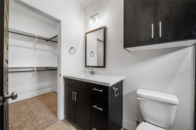 214 Lynn Drive 301, Bryan, TX 77801