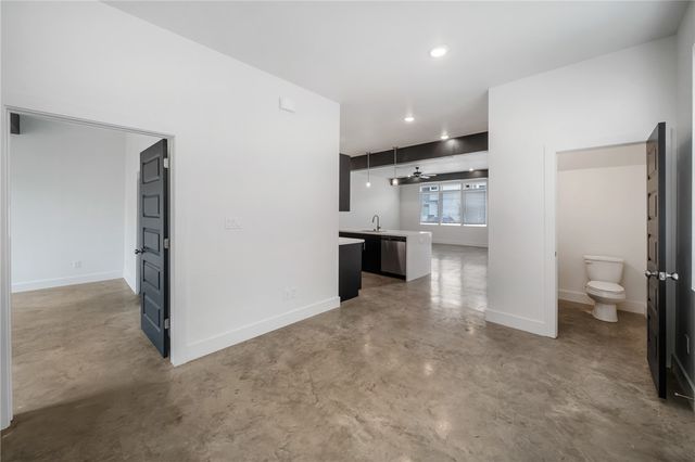 214 Lynn Drive 301, Bryan, TX 77801