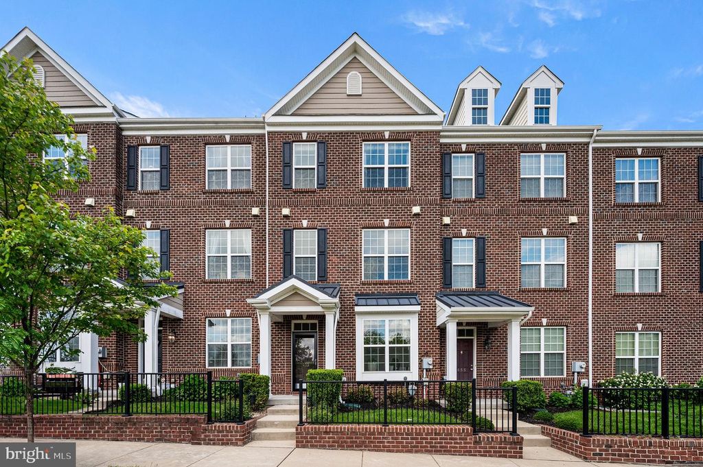 453 LENAPE WAY, Claymont, DE 19703