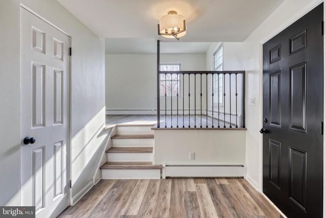 370 BEVERLY RD, Camp Hill, PA 17011