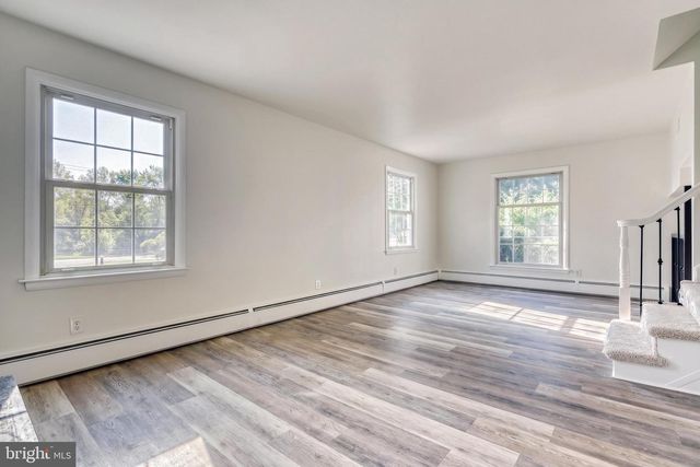 370 BEVERLY RD, Camp Hill, PA 17011