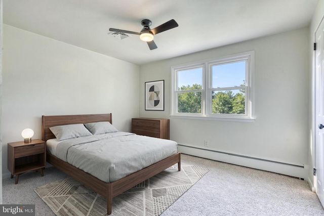 370 BEVERLY RD, Camp Hill, PA 17011