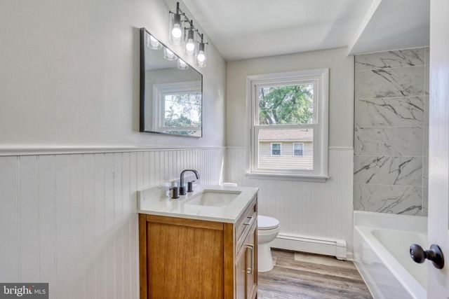 370 BEVERLY RD, Camp Hill, PA 17011