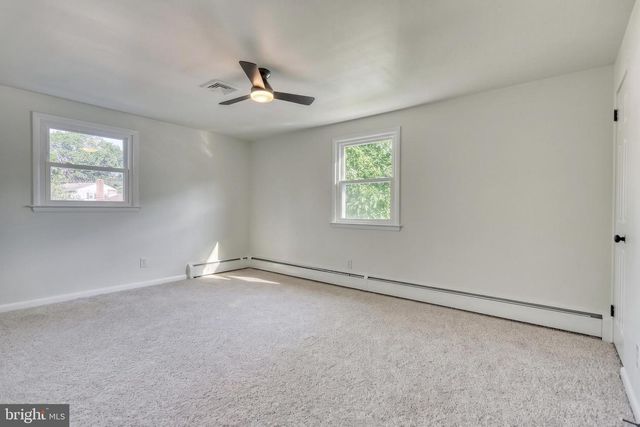 370 BEVERLY RD, Camp Hill, PA 17011