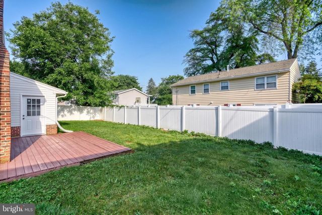 370 BEVERLY RD, Camp Hill, PA 17011