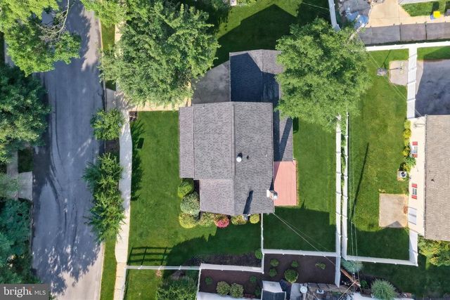 370 BEVERLY RD, Camp Hill, PA 17011