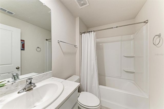 3915 DIRECT GREEN PLACE, Bradenton, FL 34208