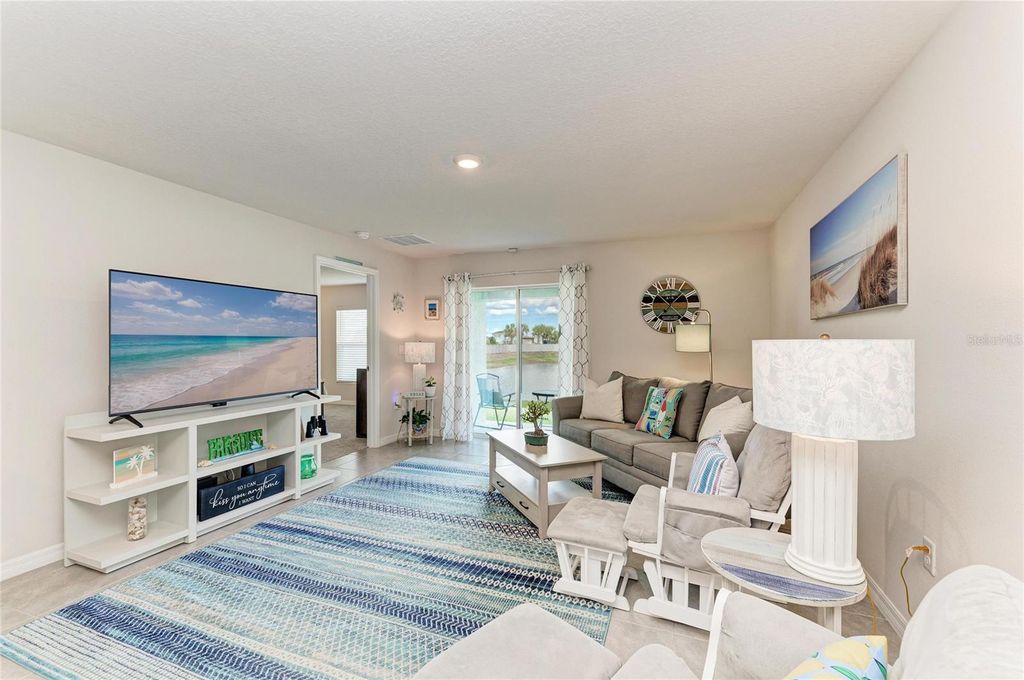 Image 11 of property listing at 3915 DIRECT GREEN PLACE, Bradenton, FL 34208
