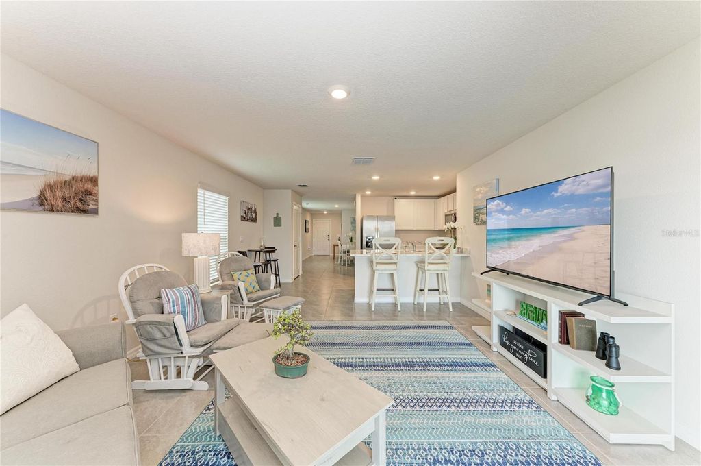 Image 14 of property listing at 3915 DIRECT GREEN PLACE, Bradenton, FL 34208