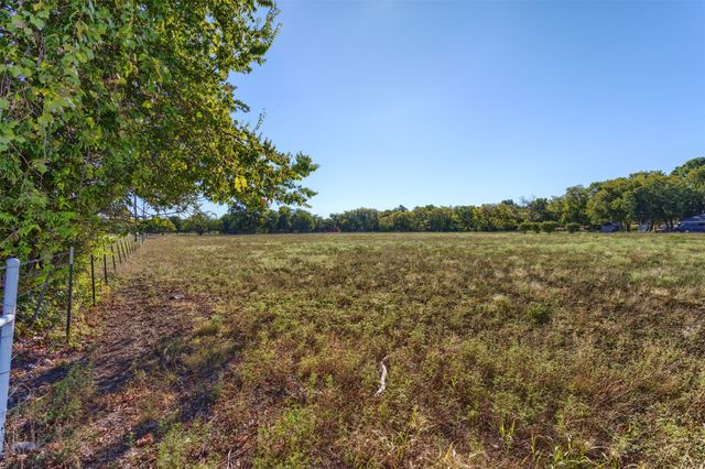 7699 Meadow Hill Drive, Frisco, TX 75033