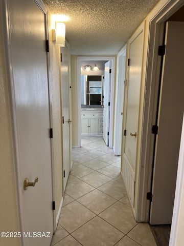 5361 S Via Galapagos, Tucson, AZ 85706