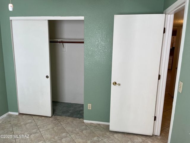 5361 S Via Galapagos, Tucson, AZ 85706