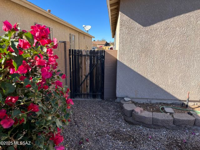 5361 S Via Galapagos, Tucson, AZ 85706