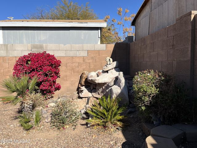 5361 S Via Galapagos, Tucson, AZ 85706