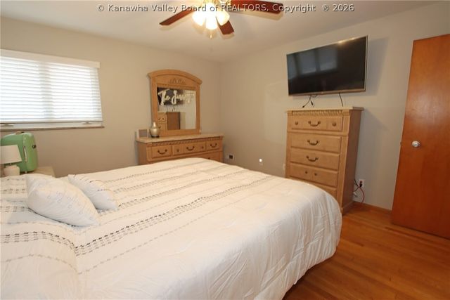 303 Knollwood Drive, Charleston, WV 25302