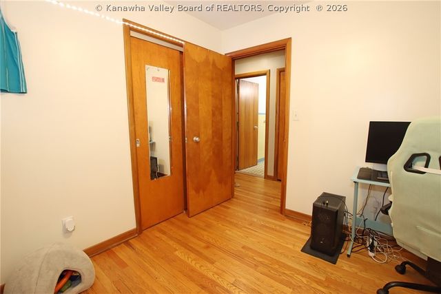 303 Knollwood Drive, Charleston, WV 25302