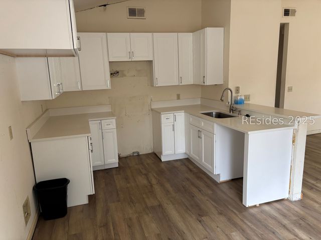 5 Gum Tree Rd Apt F20, Hilton Head Island, SC 29926