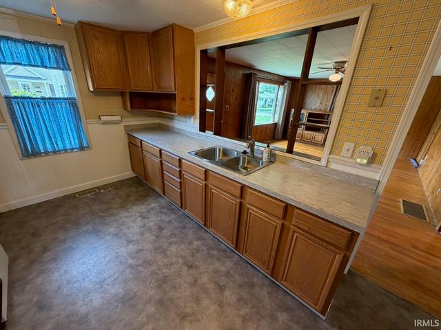 506 S Lincoln Street, Fort Branch, IN 47648