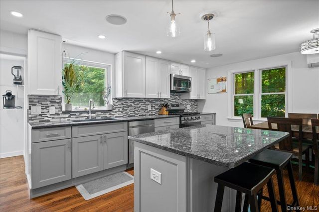 105 High Street Extension, Mount Kisco, NY 10549