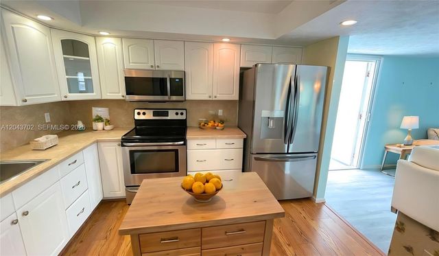 401 Lake Shore Drive 801, Lake Park, FL 33403