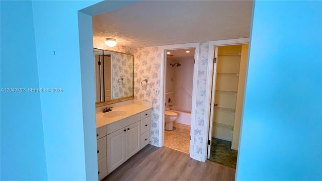 401 Lake Shore Drive 801, Lake Park, FL 33403