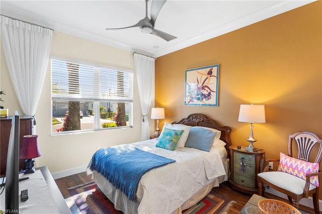 11528 Jacaranda DR, Naples, FL 34120