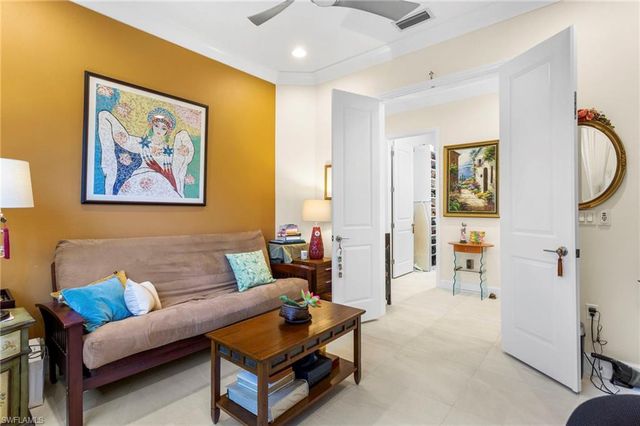 11528 Jacaranda DR, Naples, FL 34120